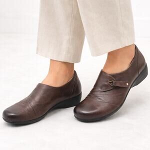 Dansko Brown Leather Clogs Size 9 Scandi Girl Quiet Luxury Comfort Shoes